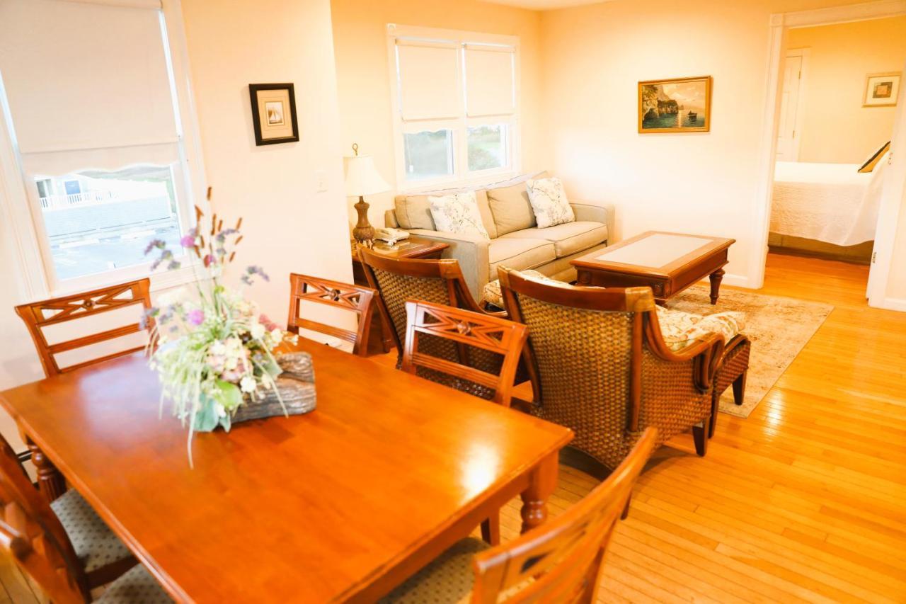 By The Sea Guests Bed & Breakfast And Suites Dennisport Zimmer foto