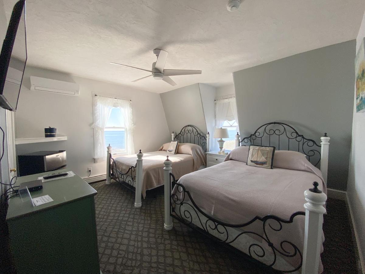 By The Sea Guests Bed & Breakfast And Suites Dennisport Exterior foto